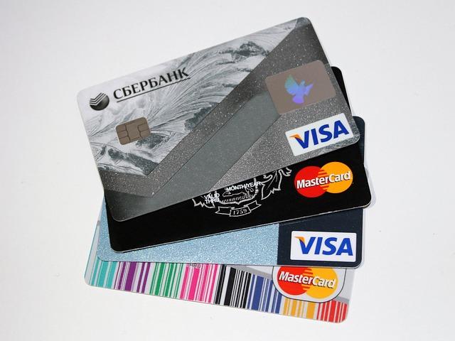 the role of credit data in identifying profitable customers